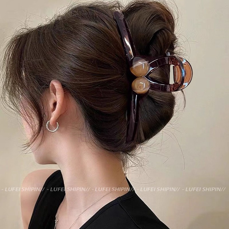 ハイエンド 2025 新しいスタイルの女性のヘアクリップ女性の後頭部大型レトロな秋と冬のサメクリップ気質帽子|undefined