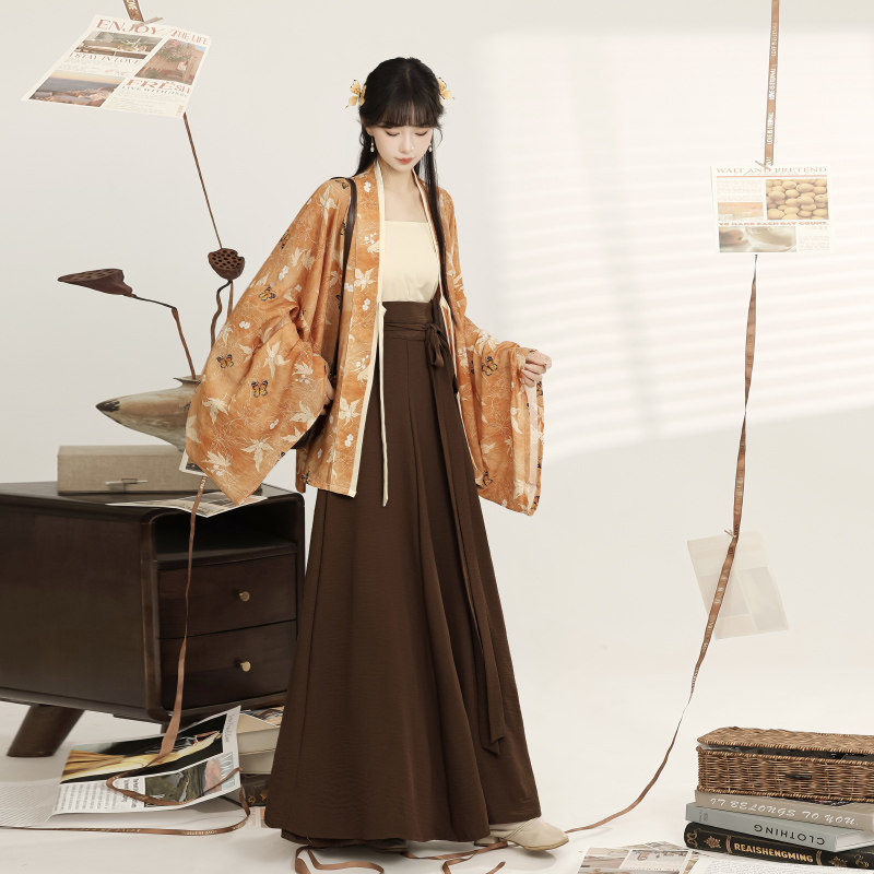 Zhī Yǔ Táng Hanfu【Wooden Butterfly Farewell to Autumn】Jin-Style Printed Pleated Dress with Straps, Everyday Style, Versatile for Commuting, Suitable for Spring and Autumn