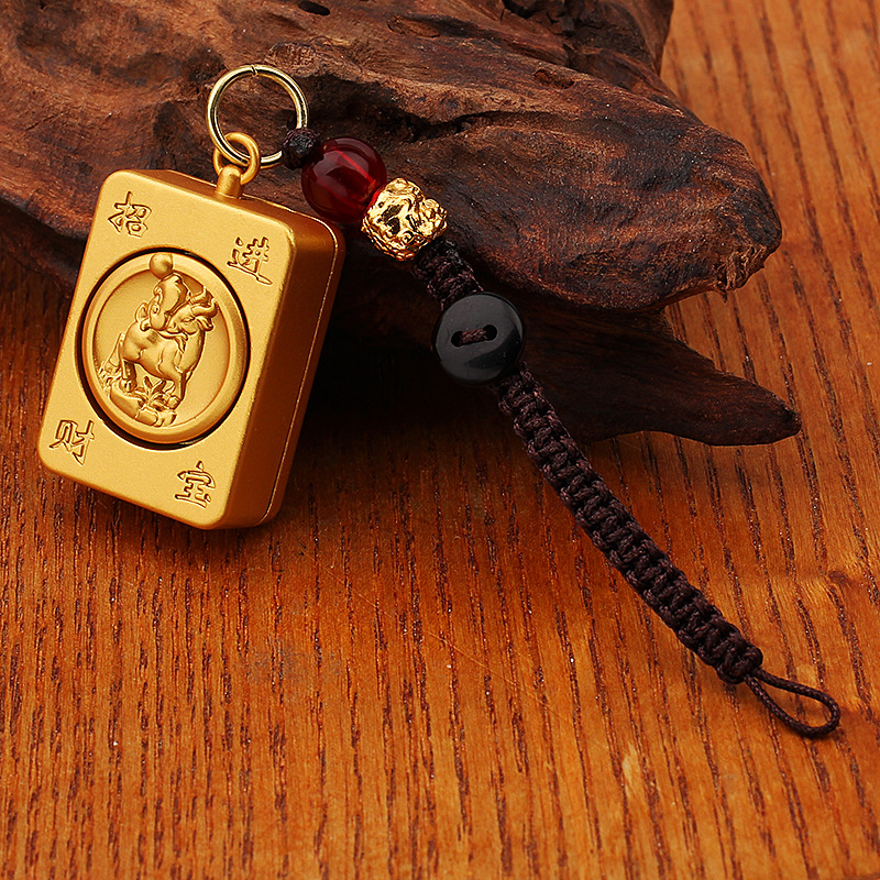 Año de la serpiente, personaje de cabello, colgante de llave, colgante de metal, llave de automóvil para hombres.