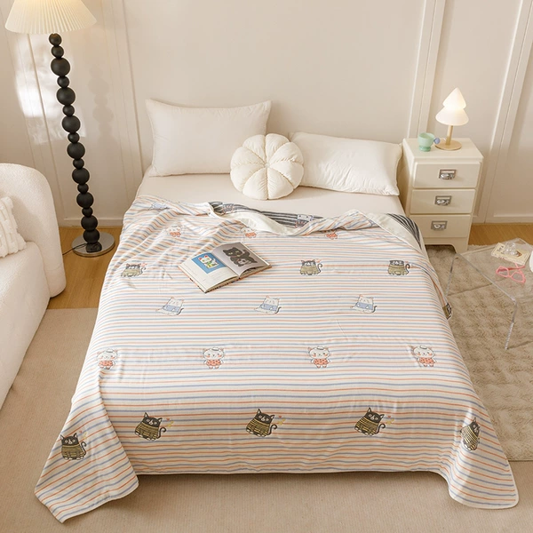 Qingxin colorful strips off-white