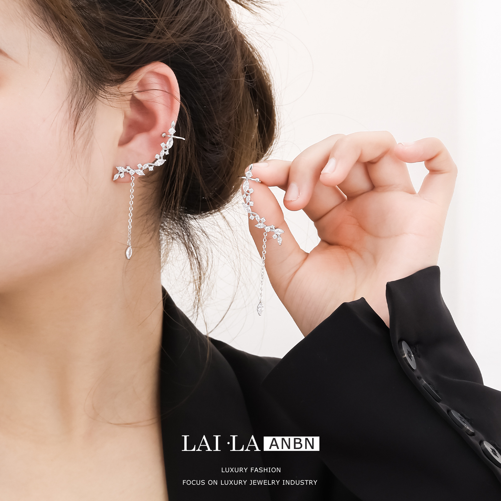 Mosquito bobina oreja clip hembra sin oreja clip de hueso de oreja de alto grado nicho diseño pendientes S925 pendientes de aguja de plata al por mayor