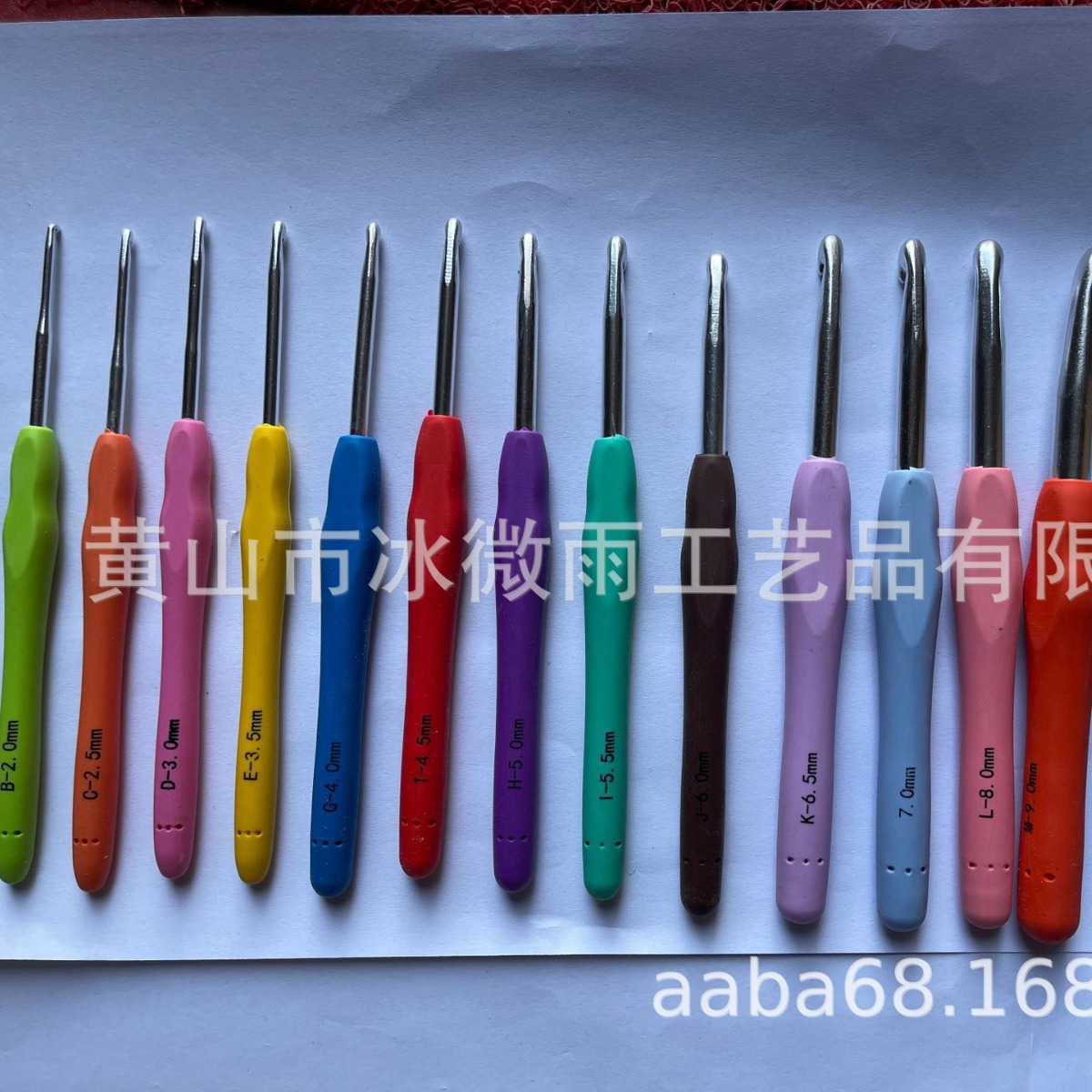 El Comercio exterior 15CM mango suave crochet TPR mango suave ganchillo sólido mango suave gancho de ganchillo de aluminio traje de lana aguja