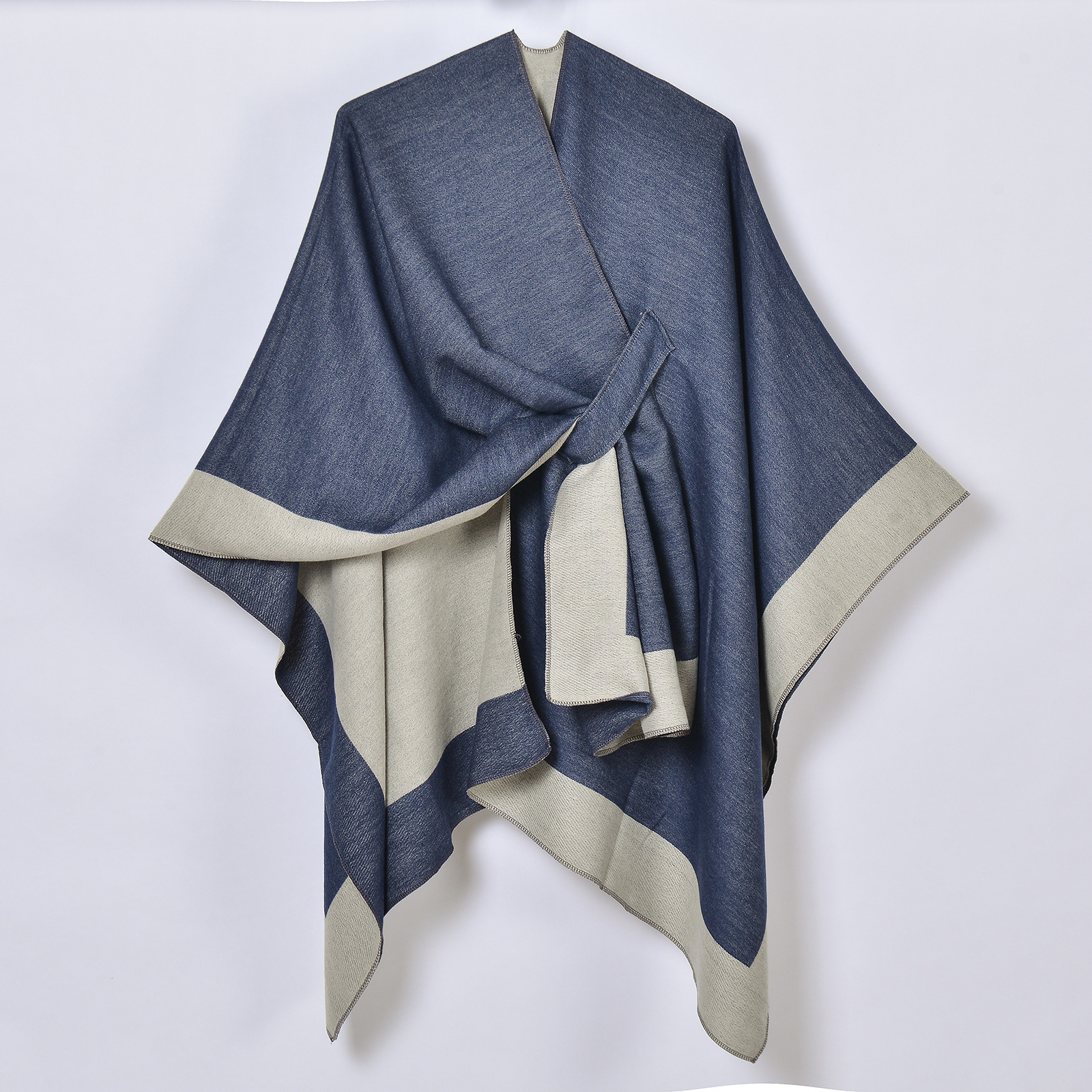 Barra oblicua de borde doble oculta azul y blanco