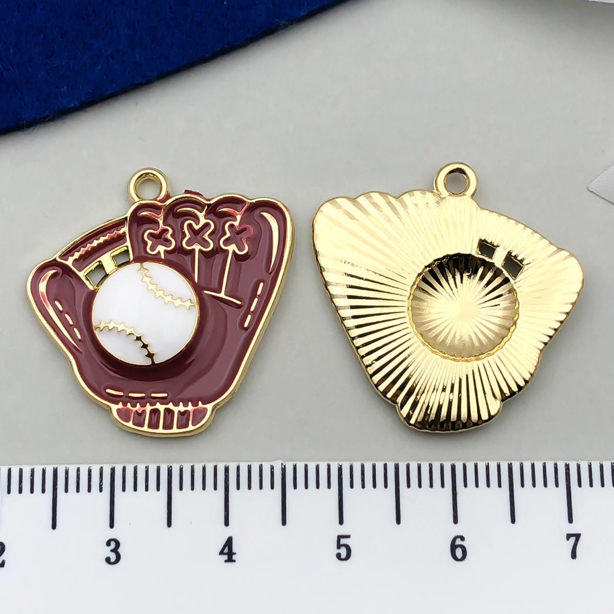 Baseball gloves, 1 pieces, 25x, 25mm