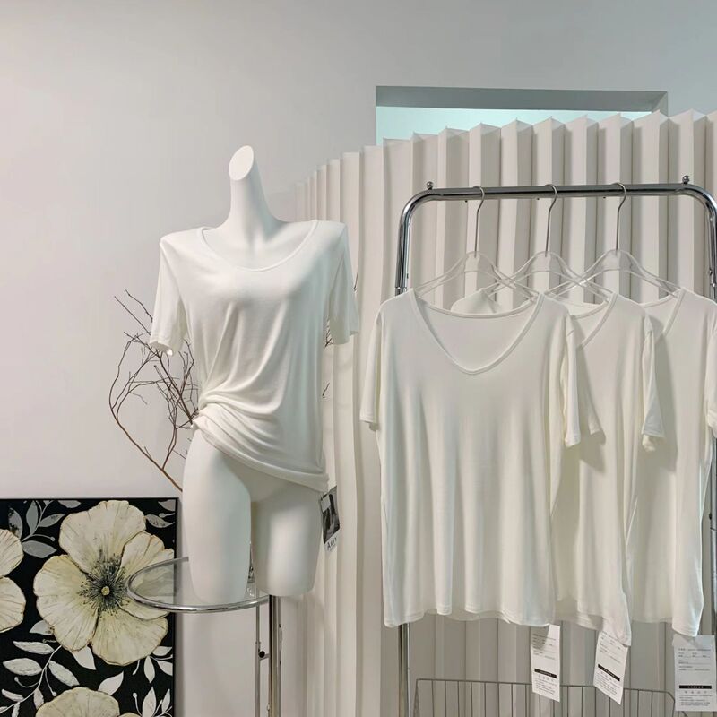 LA my heart is good! Naked Sleeping Texted Upper Body Unrestrained Home Clothes Modal T-Shirt for Women