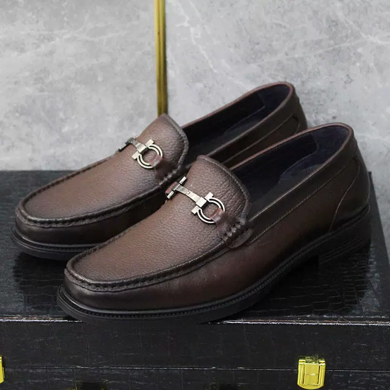 Повседневная кожаная обувь мужская летняя новая голова