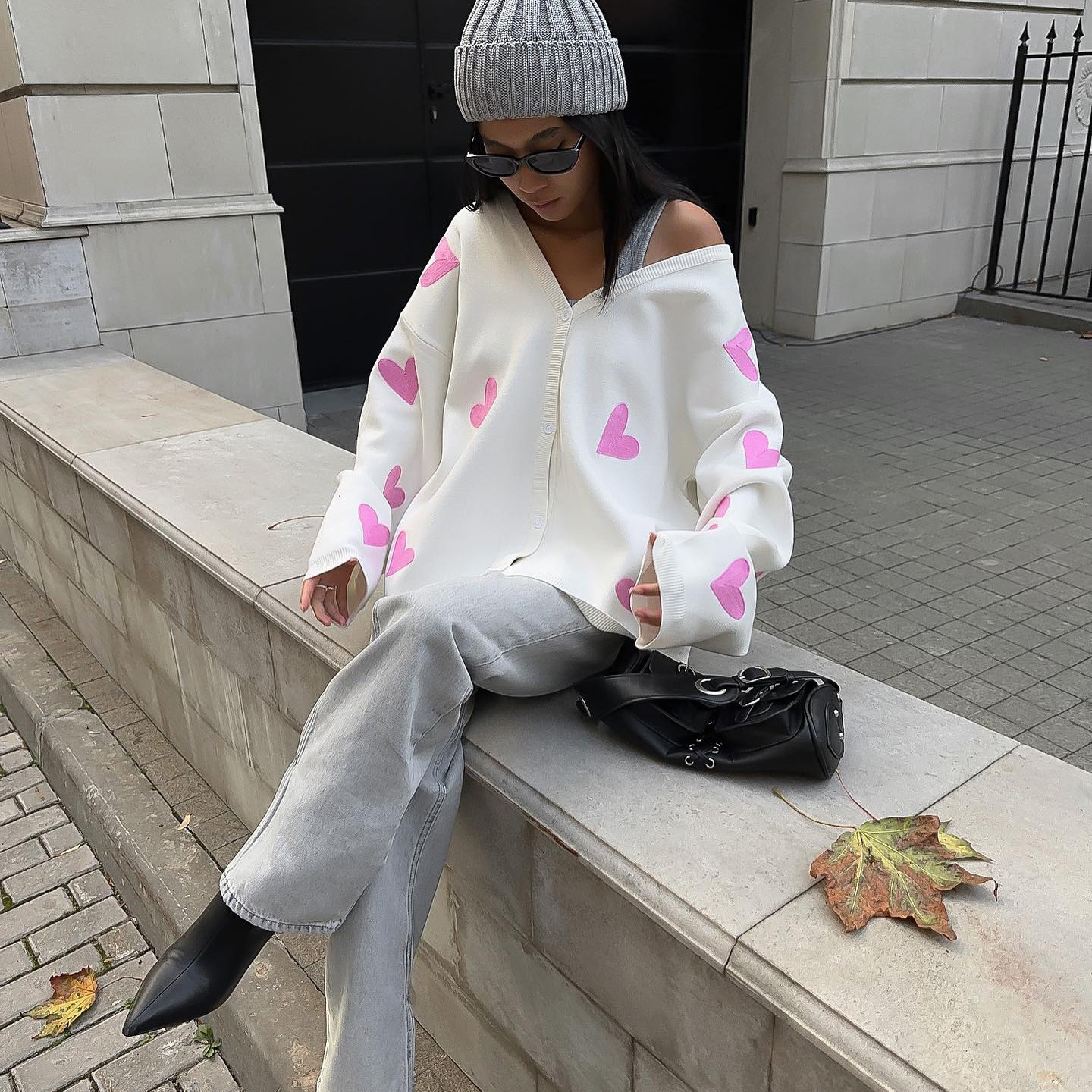 570g Weight Long Sleeve Sleeve Length Single Breasted Placket Type Regular Sleeve Sleeve Type Viscose fiber Fabric Type Regular Top Length Sweater Tops Type Holiday, Street Occasion V Neck Neckline Loose Fit Type Heart Shape Pattern Winter, Autumn Season Women's Gender Elegant, Streetwear Style Women's Sweater Long Sleeve Sweaters & Cardigans Elegant Streetwear Heart Shape 7