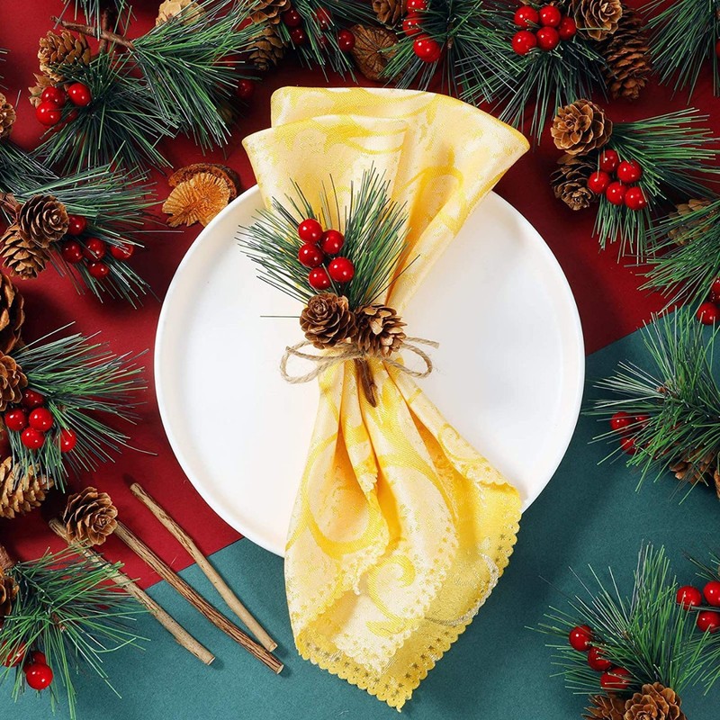 クリスマス装飾花束DIY花輪クリスマスツリーと祝日のショーウインドーバーのシーンシミュレーション松果部品|undefined