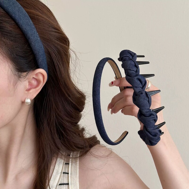 Vintage Denim Blue Hairband with Teeth, Non-Slip for Washing Face, Stylish and Trendy, High Crown Headband, Thin and Versatile Vintage Denim Blue Hairband with Teeth, Non-Slip for Washing Face, Stylish and Trendy, High Crown Headband, Thin and Versatile