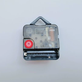 挂钟、壁钟;钟配件;机芯