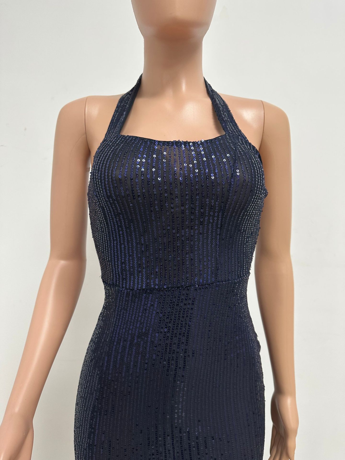 350g Weight Maxi Long Dress Dress Length Type Sleeveless Sleeve Length Party Dress Dresses Type Spandex, Polyester Fabric Type High Waist Waist Line Banquet, Party Occasion Halter Neck Neckline Slim Fit Type Solid Color Pattern Summer, Spring, Autumn Season Women's Gender Sequins Design Elegant, Sexy Style Wholesale Women's Elegant Sexy Sequins Solid Color Banquet Party Halter Neck Sleeveless Party Dress 31