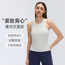 ����Բ���٤����Ů�ļ�����͸�����䱳�Ĵ��ص潡���٤��D26035