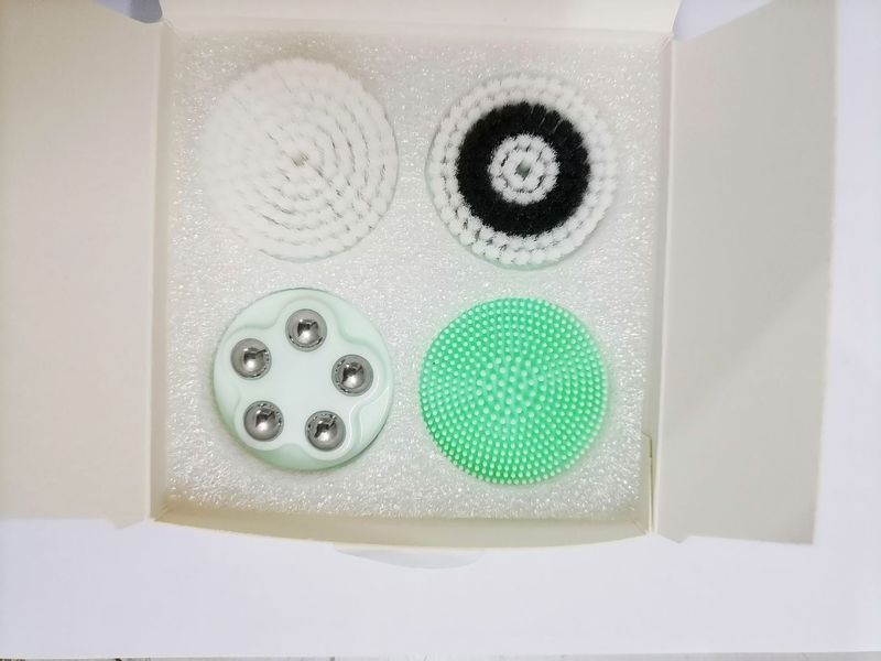 スポット洗顔器洗顔器女性電動洗顔神器回転マッサージ毛穴軟毛卸売り洗顔ブラシ|undefined