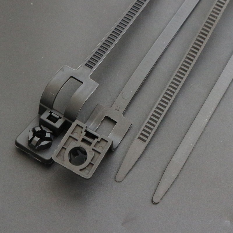 新能源电动汽车螺柱螺纹螺丝带孔尼龙扎带6x160