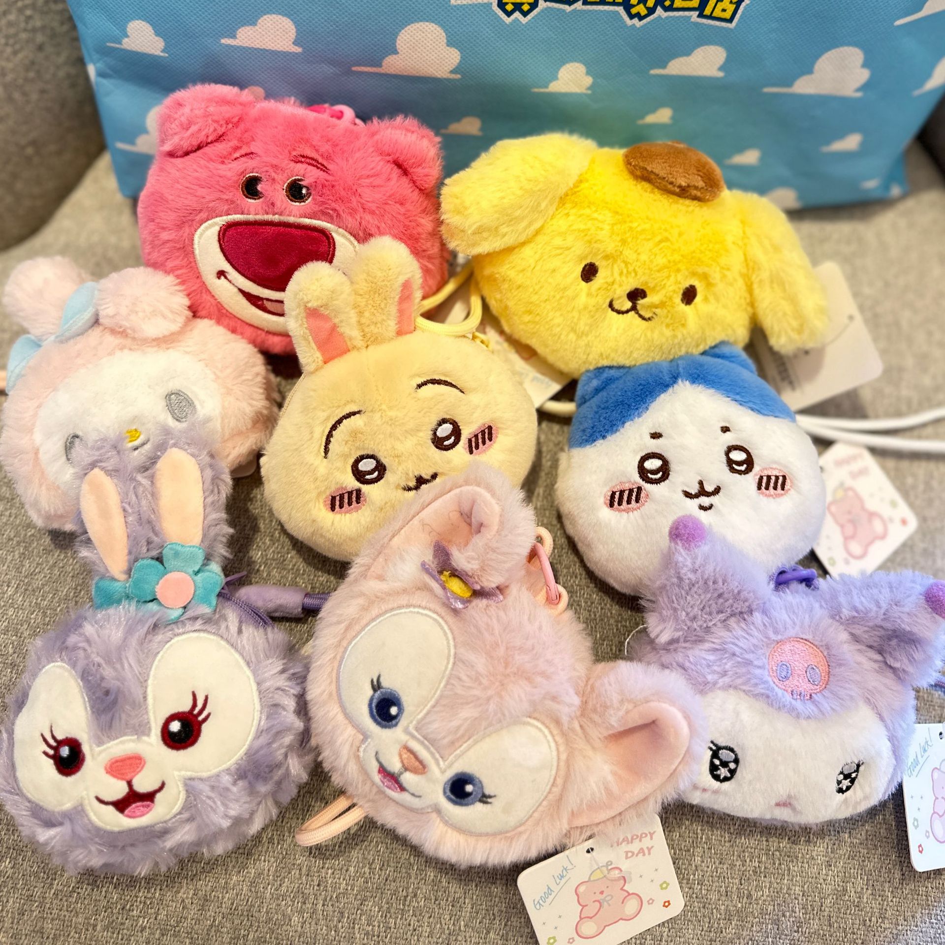 卡通毛绒爪机公仔狐狸零钱包chiikawa小八乌沙奇小包包挂件钥匙扣