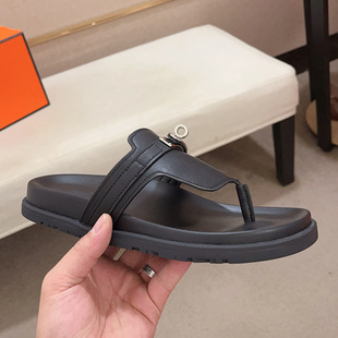 Genuine Leather Flip-Flops for Men, Soft Soles, Comfortable, Light Luxury, Trendy Brand Outerwear Fashion Shoes, European Station New Summer Non-Slip Slippers