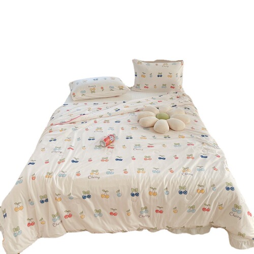 Soft and waxy knitted milk silk air conditioning quilt, cute, fresh, summer cooling quilt, soy fiber summer quilt, machine washable thin quilt