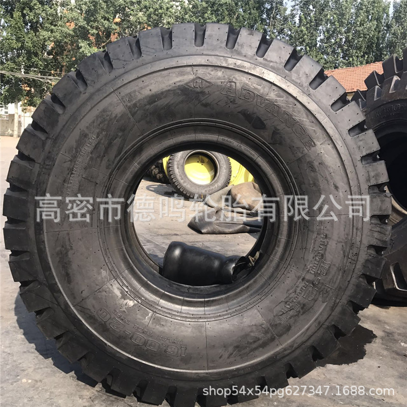 Suministro de neumáticos todoterreno 16.00-20 tractor neumático de coche 1600-20 Super grueso