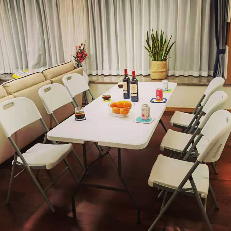 厂家供应户外吹塑折叠桌便携式会议培训办公桌摆摊长条桌餐桌批发|ru