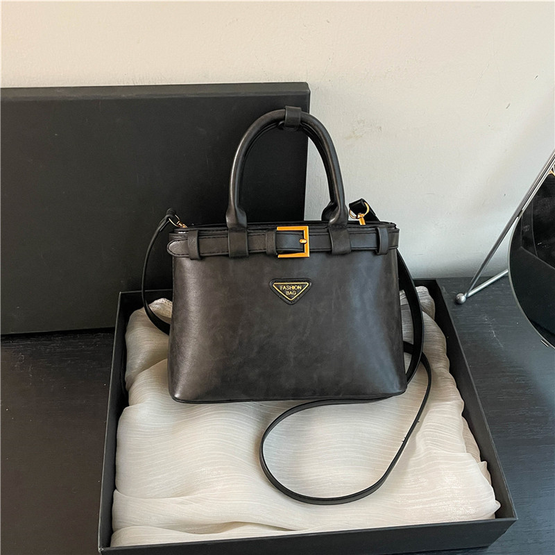 Bag Bags mujeres 2024 nueva moda transfronteriza cinturón decoración bolsos cuadrados retro de hombro una mochila de cabello