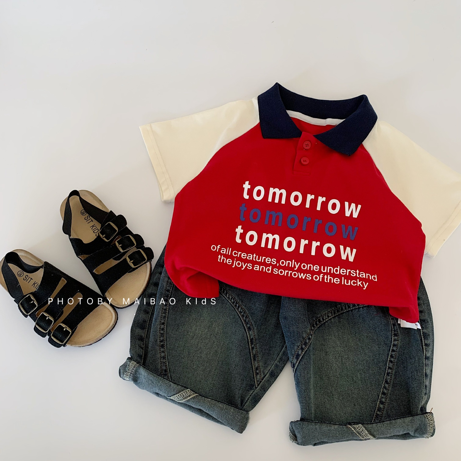 Camiseta de manga corta para niños Maibao 2025 verano nuevos tops para niños verano niños ropa para niños camisa de fondo para niños marea