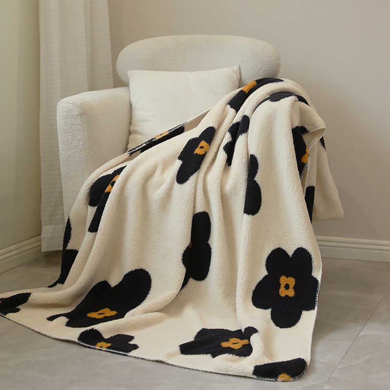 Milky Coral Velvet Blanket Lunch Break Office Dormitory Small Blanket Single Student Quilt Nap Blanket Bed Sheets