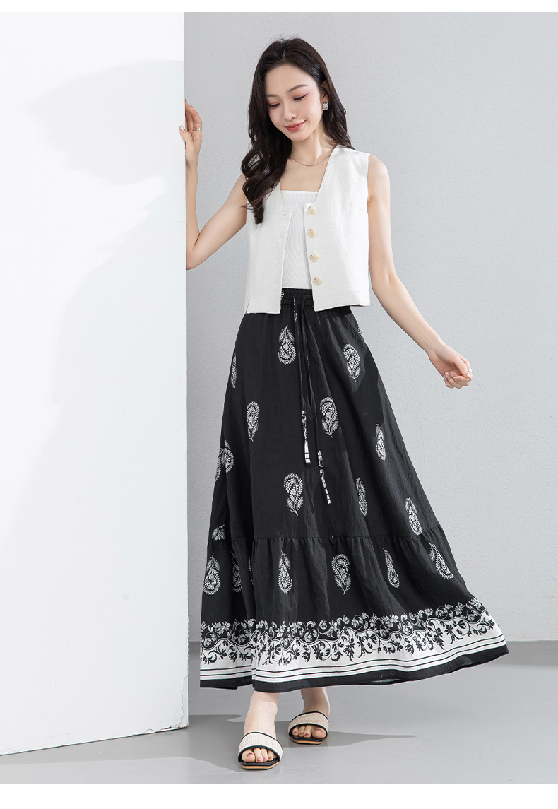 Chân váy chữ A bohemian eo cao in họa tiết, dáng xòe rộng, phù hợp đi biển và nghỉ mát — màu đen chi tiết 18