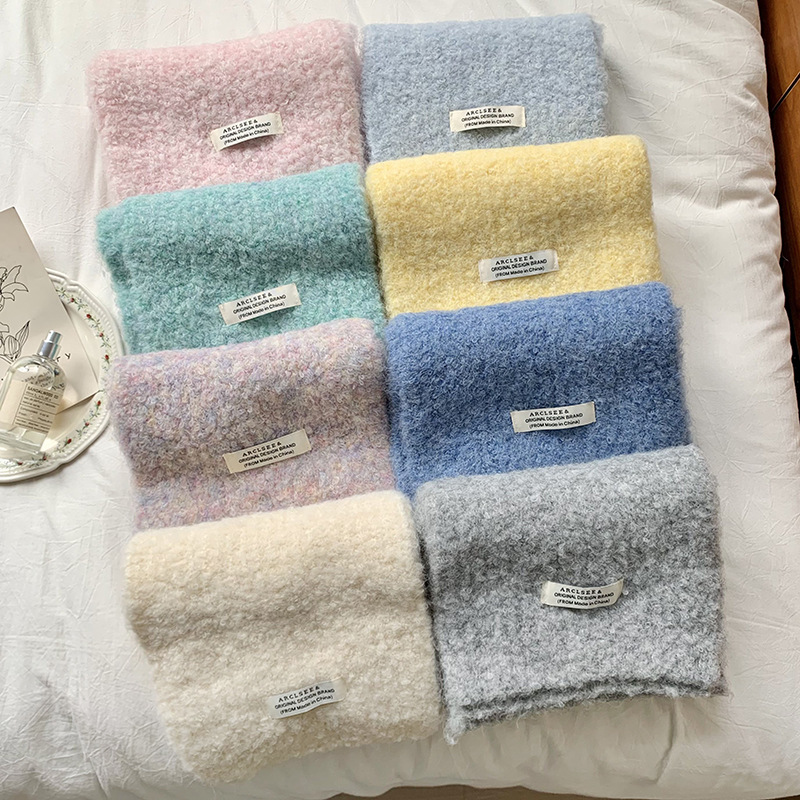 Bufandas de punto para mujeres invierno 2025 nuevo color sólido multifacé caliente imitación de cashmere suave glutinosa bufandas al por mayor