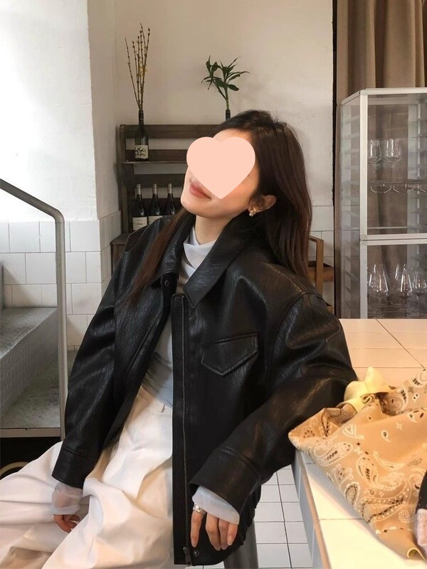 黑色皮衣春秋新款高街潮显瘦百搭设计韩版复古翻领机车皮女款夹克|undefined