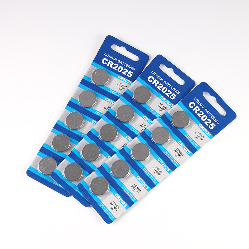 源头直供CR2025卡装纽扣电池遥控器蜡烛灯电子称电子表3V钮扣电池