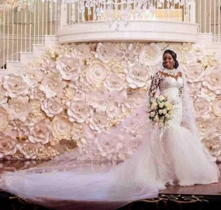 Vestido de noiva sereia elegante com cauda longa para casamento_voghion.com
