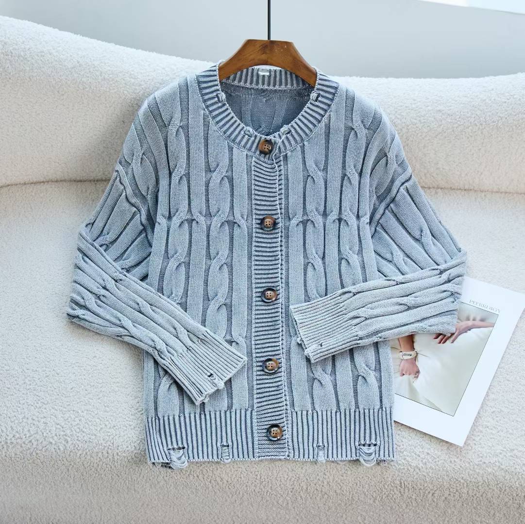 Coreano retro cuello redondo torcido de camisa de punto de mujer otoño y invierno nuevo estilo para hacer viejos agujeros suéter suelto chaqueta de mujer image 4