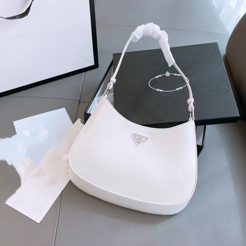 2024 nuevo P casa Cleo bolso axila moda fideos brillantes zhonggu bolso de Media Luna de cuero bolso de mujer bolso de hombro único