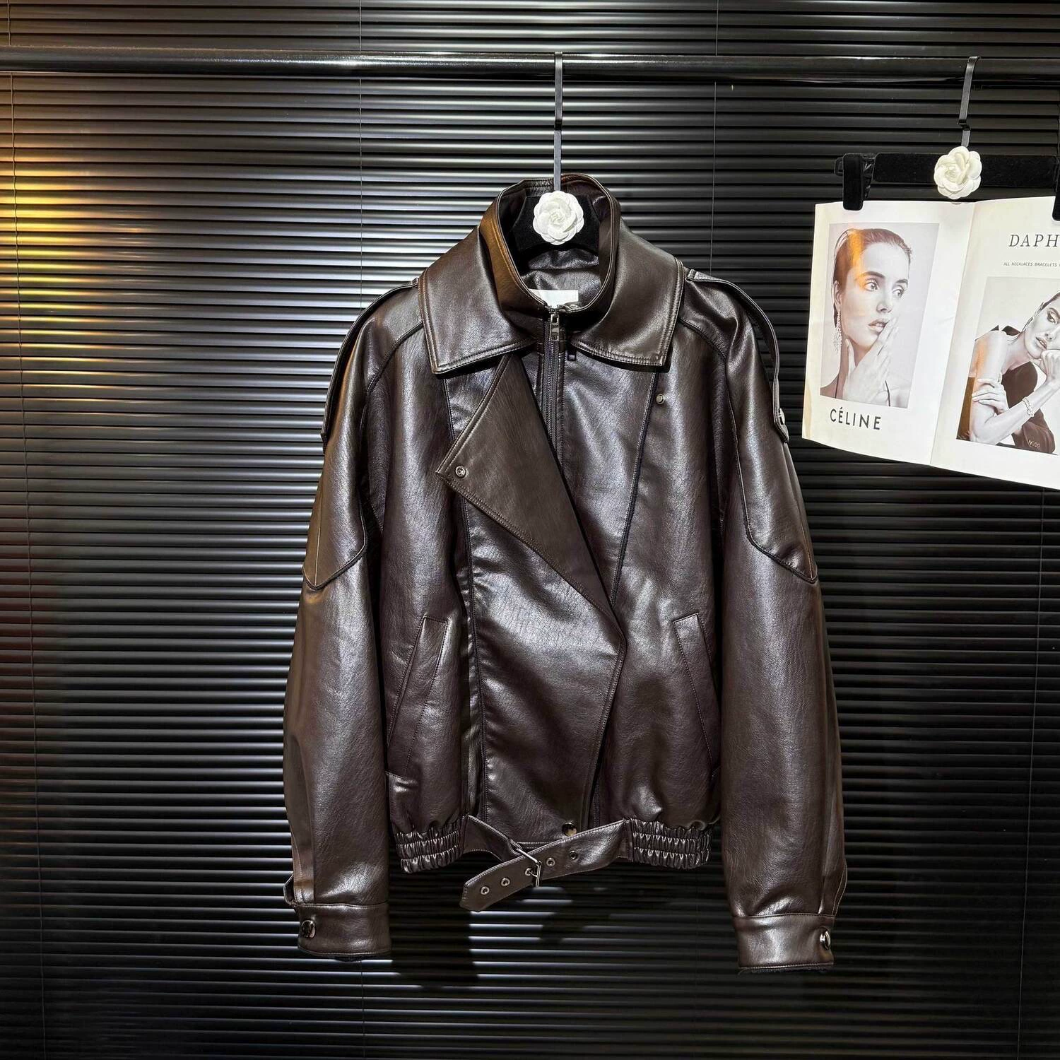 Autumn polyurethane retro jacket for leisure, 2025 years, oversize