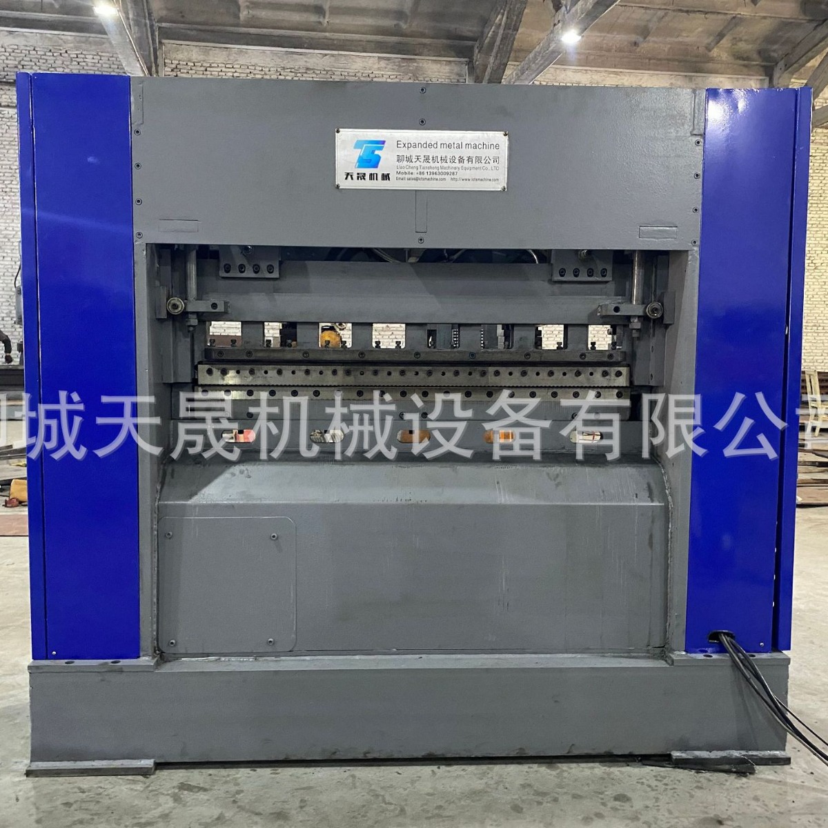 WT1300MM 钢板网机拉伸网机 钢板网冲剪机 菱形网机