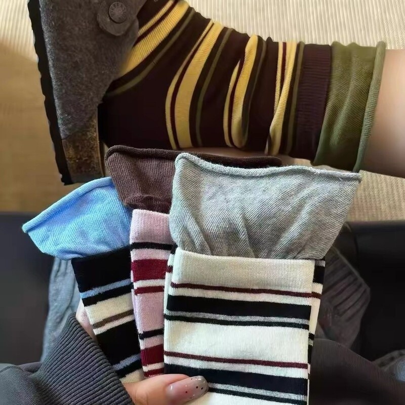 Vintage Pickles Green Men's and Women's Niche Western Style Contrast Color Striped Stitching Mid-Socks Women's Striped Stacked Socks Simple Grade