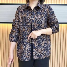 2024秋冬新款中老年女装妈妈装时尚花色翻领衬衫上衣通勤款