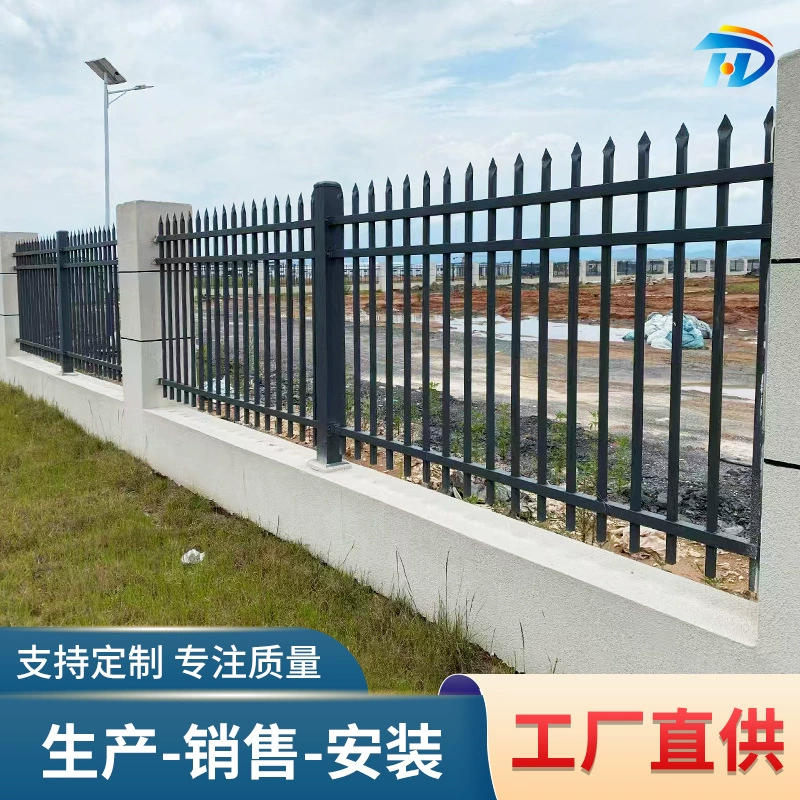 Производитель ограждений из оцинкованной стали для школ, кампусов, заводов и других объектов, обеспечивающих защиту и изоляцию.