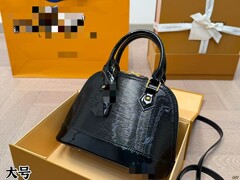 2025新型ファッションシングル肩女性用斜め掛けバッグ女性用牛革バッグファッション百合水波紋貝殻バッグ高品質
