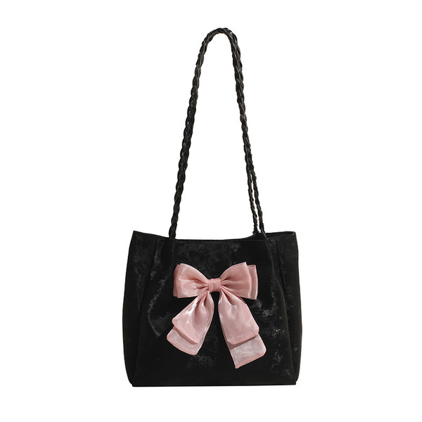 small design fashionable shoulder bag