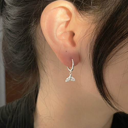 Hollow Fishtail Earrings for Women Light Luxury Niche Design Full Diamond Micro-Inlaid Zircon Earrings  New Trend