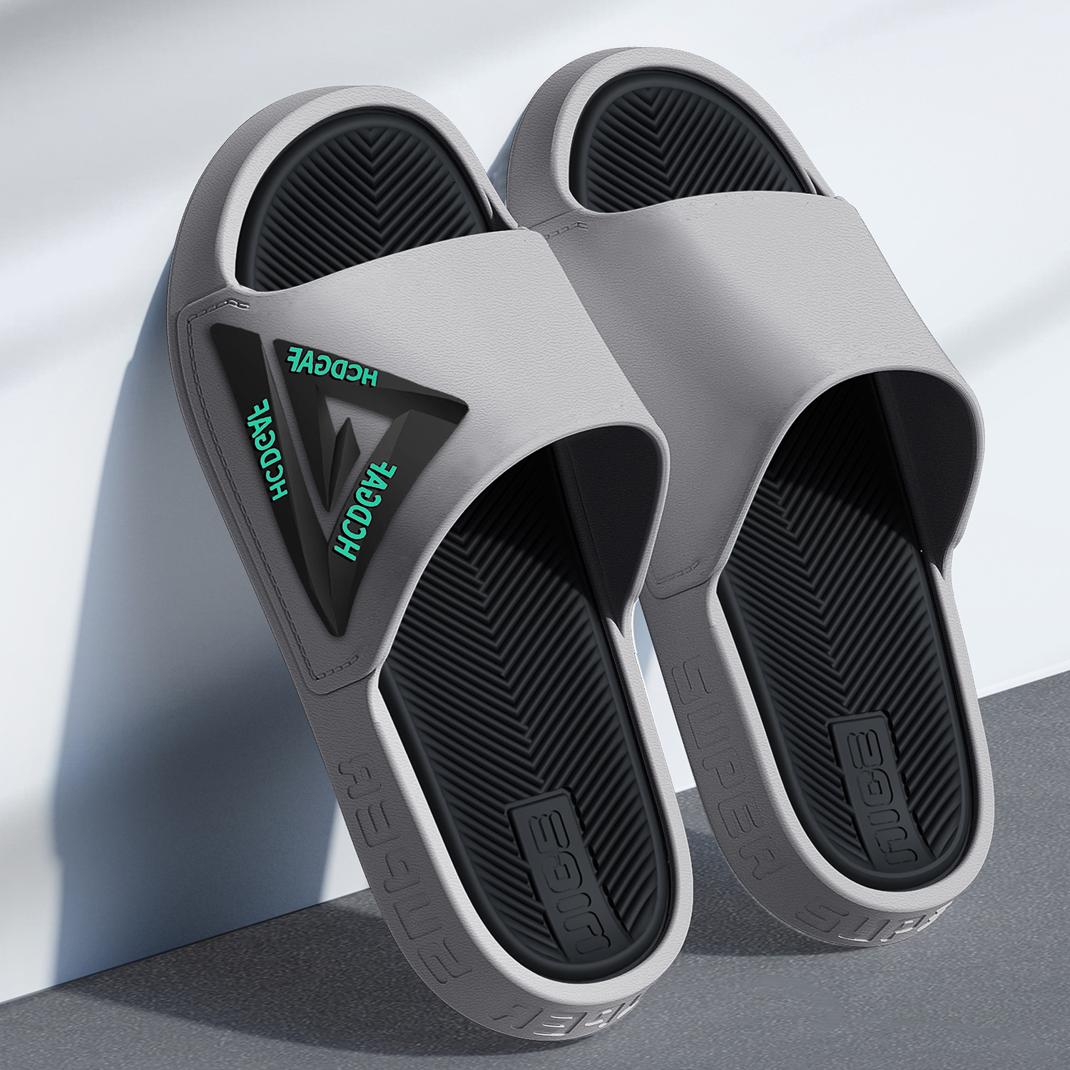 Nuevas zapatillas deportivas para hombres ropa de verano personalidad chanclas zapatillas de moda antideslizantes