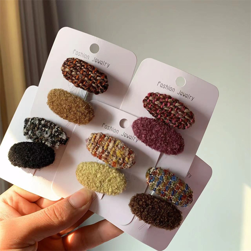 Autumn and Winter Plush Hairpin Women's Headwear Hairpin Bangs Clip Wool Side Clip Broken Hair Clip Chanel Style Duckbill Clip