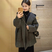 白枕鹤连帽宽松大码针织开衫女春秋新款韩版慵懒设计感毛衣外