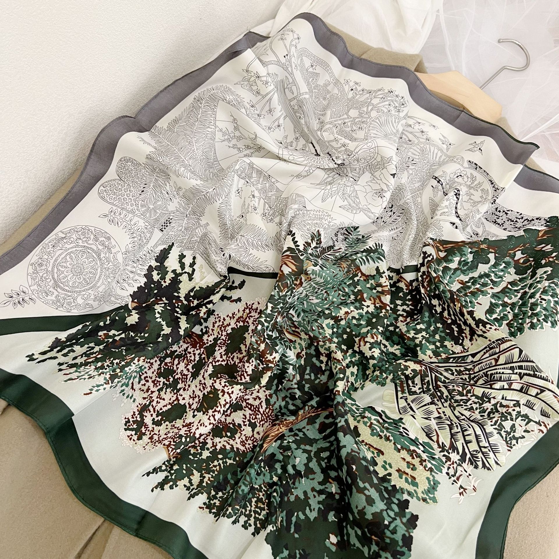 Nueva bufanda de estilo occidental de 70cm bufanda de todo fósforo protector de cuello bufanda profesional bufanda de seda femenina ropa profesional bufanda cuadrada pequeña