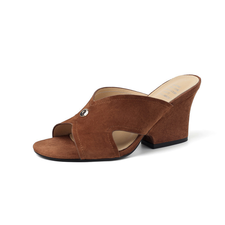 Sandal nữ da cừu hở mũi quai chéo gót xuồng 5 cm — màu nâu, Trang chủ, màu đen chi tiết 97