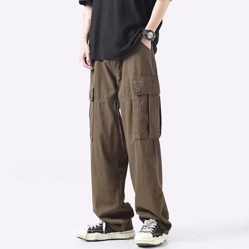 Trendy multi-pocket casual work pants for men—Instagram-worthy, Korean-style, fashion-forward, wide-leg casual trousers with a vintage-inspired straight-leg design.