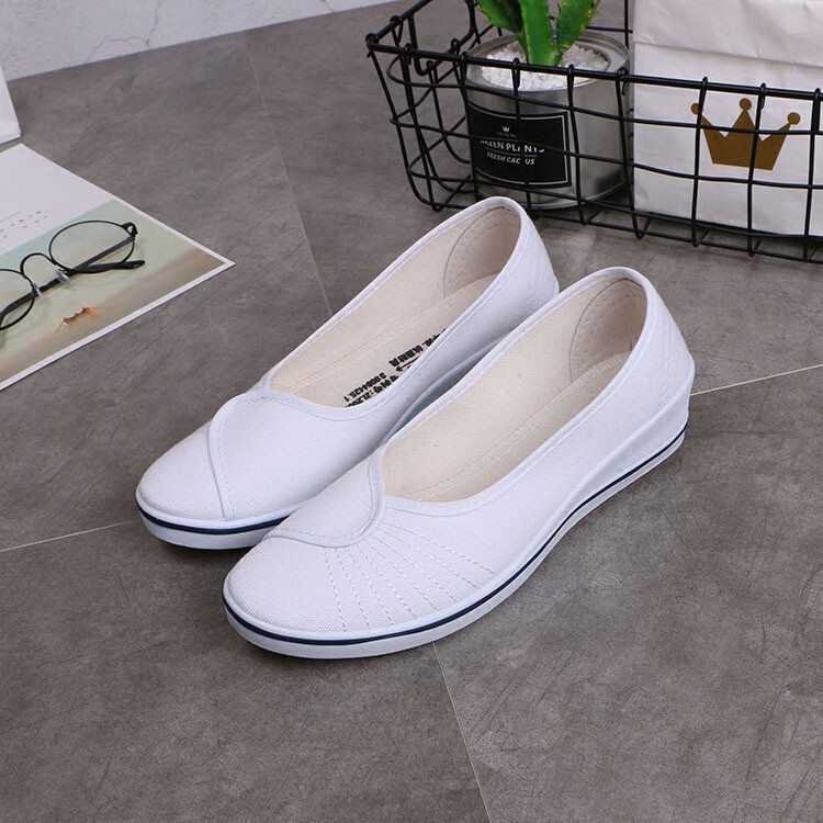 One-word nurse shoes white cloth shoes slope heel women's shoes beauty salon extra large size comfortable dance work shoes a generation of hair
