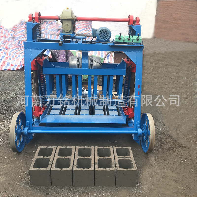 Exportación de Asia central y semiautomática máquina de formación de bloques huecos pequeña máquina de ladrillo de cemento sin quemar máquina de ladrillo de residuos de construcción