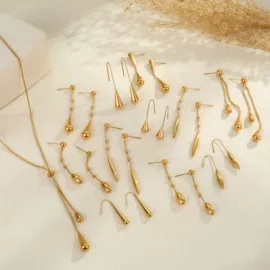 耳环;项链;手链